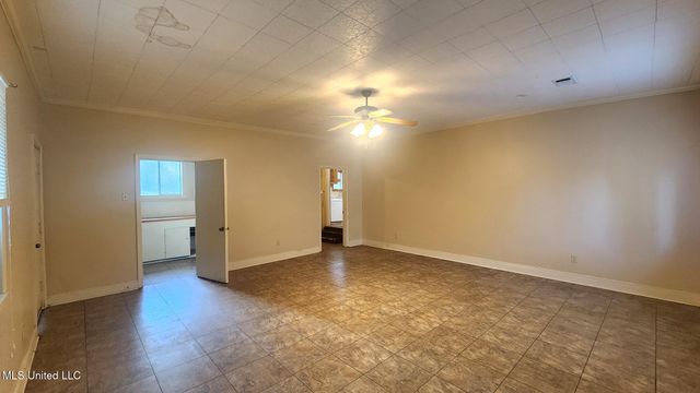 19 Shadow Lane, Natchez, MS 39120