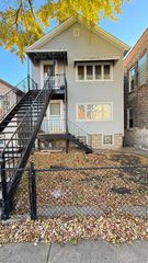 2925 S SHIELDS Avenue, Chicago, IL 60616