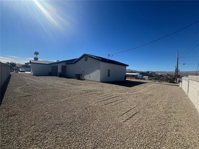 1675 Talc Road, Bullhead City, AZ 86442
