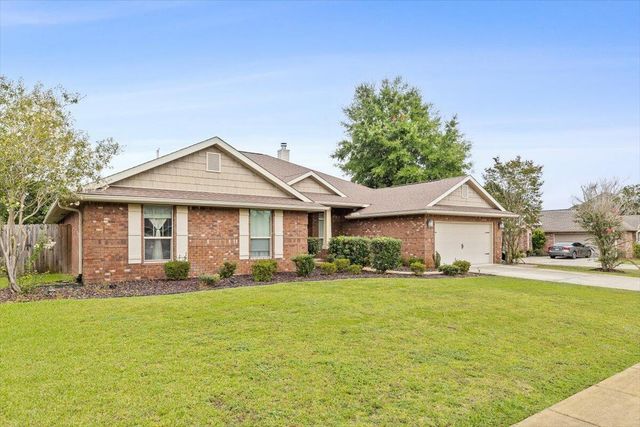 1804 Brooke Beach Drive, Navarre, FL 32566