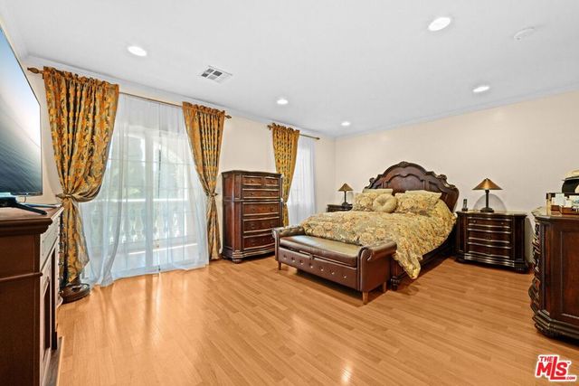 7601 Hollywood Boulevard, Los Angeles, CA 90046
