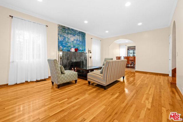 7601 Hollywood Boulevard, Los Angeles, CA 90046