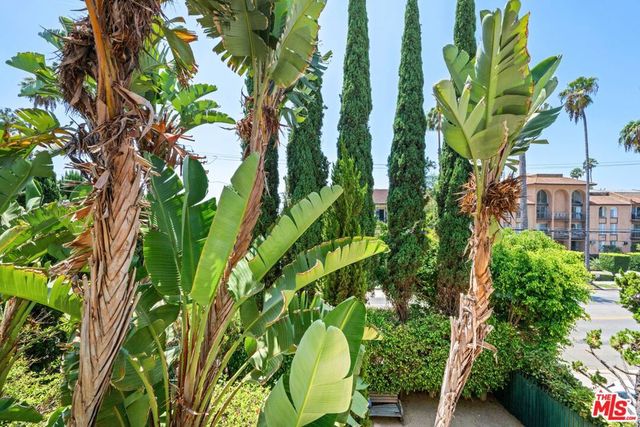 7601 Hollywood Boulevard, Los Angeles, CA 90046