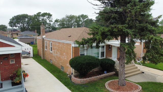 14408 S Hoxie Avenue, Burnham, IL 60633
