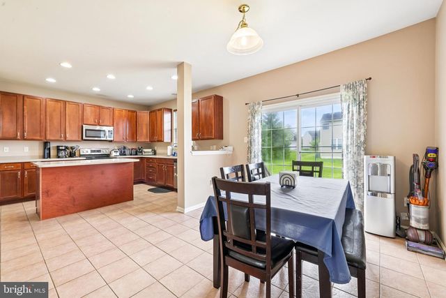 551 HIDDEN STREAM CT, Westminster, MD 21158