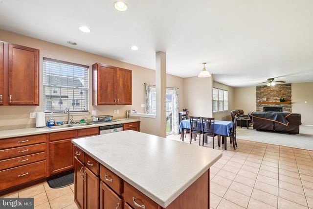 551 HIDDEN STREAM CT, Westminster, MD 21158
