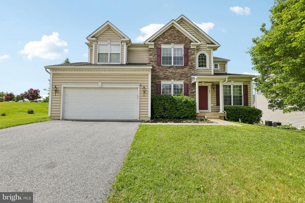 551 HIDDEN STREAM CT, Westminster, MD 21158