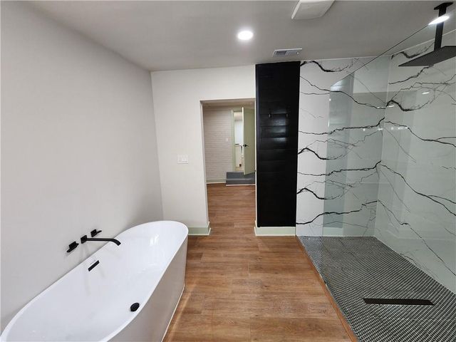 718 Springlake Road, Lawrenceville, GA 30045