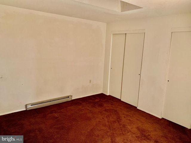 13 SUNRISE DR, Hamburg, PA 19526