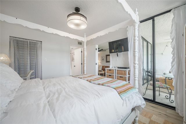 2424 W TAMPA BAY BOULEVARD M104, Tampa, FL 33607