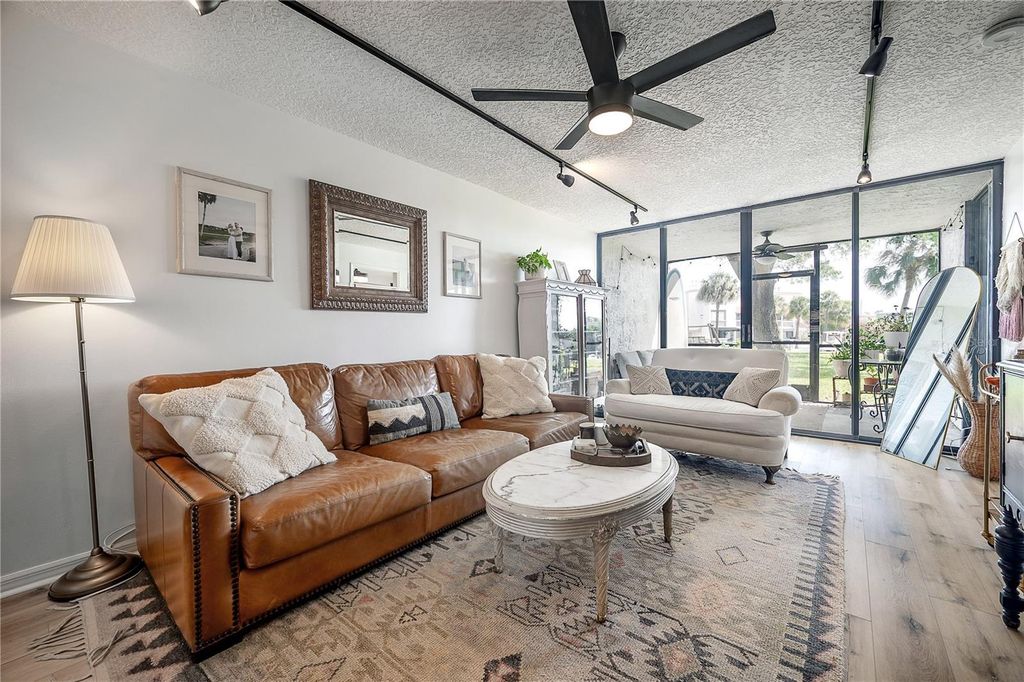2424 W TAMPA BAY BOULEVARD M104, Tampa, FL 33607