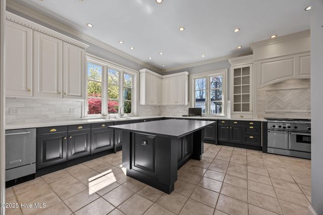 3100 Kariblue Lane, Greenville, NC 27834
