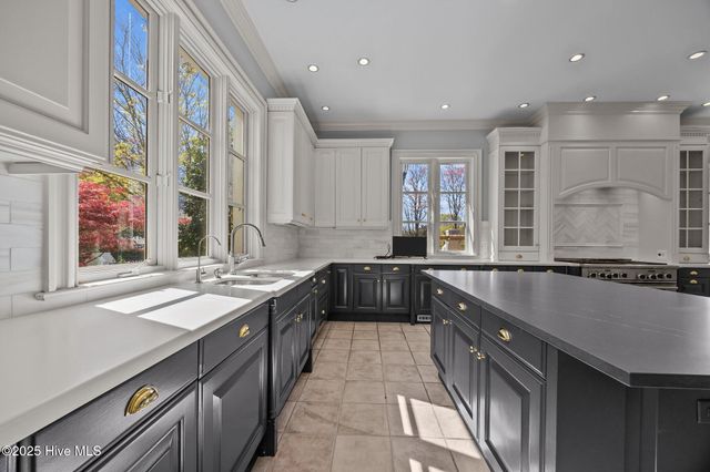 3100 Kariblue Lane, Greenville, NC 27834