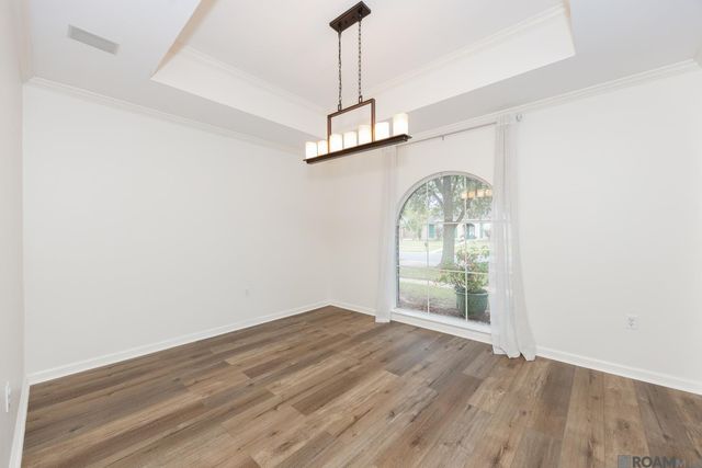 5144 Perthshire Dr, Baton Rouge, LA 70817