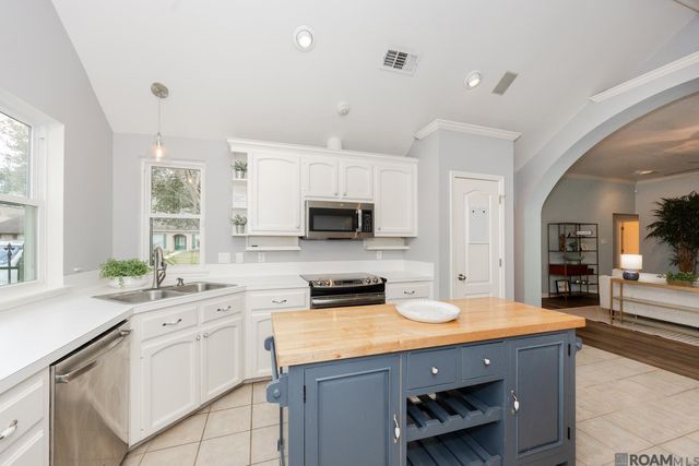 5144 Perthshire Dr, Baton Rouge, LA 70817