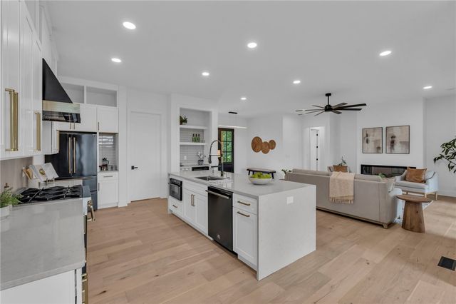 12 Jones Kelley Road, Travelers Rest, SC 29690