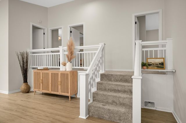 783 Berwood Avenue, Vadnais Heights, MN 55127