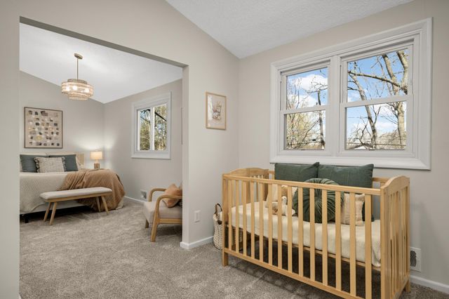 783 Berwood Avenue, Vadnais Heights, MN 55127