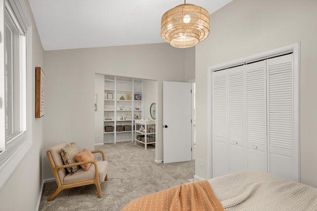 783 Berwood Avenue, Vadnais Heights, MN 55127