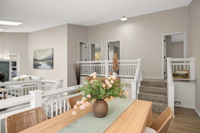 783 Berwood Avenue, Vadnais Heights, MN 55127