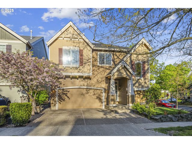 308 OAK LEAF St, Newberg, OR 97132