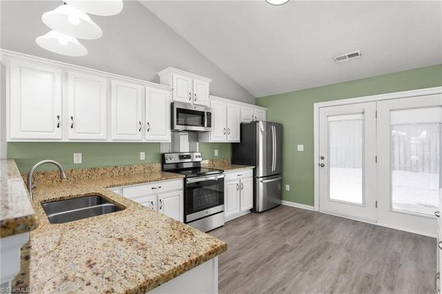 1210 Saint Regis Drive 8, Burlington, NC 27217