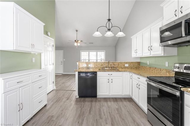 1210 Saint Regis Drive 8, Burlington, NC 27217