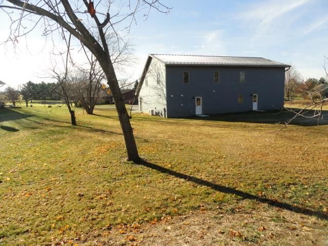 N8568 Seward Dr, Berlin, WI 54923