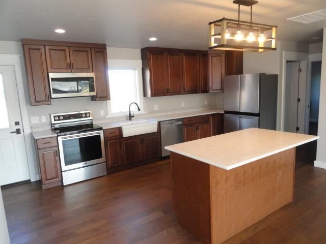 N8568 Seward Dr, Berlin, WI 54923