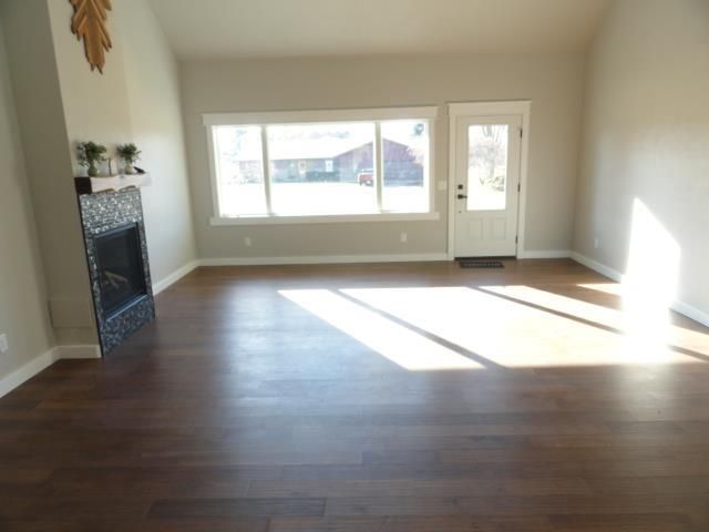 N8568 Seward Dr, Berlin, WI 54923