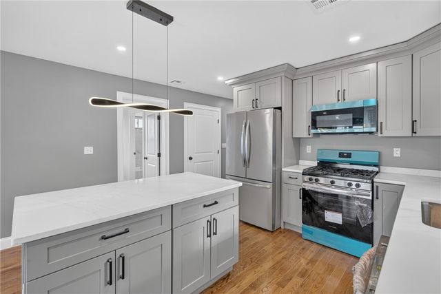 126 Johnson Street, Providence, RI 02905