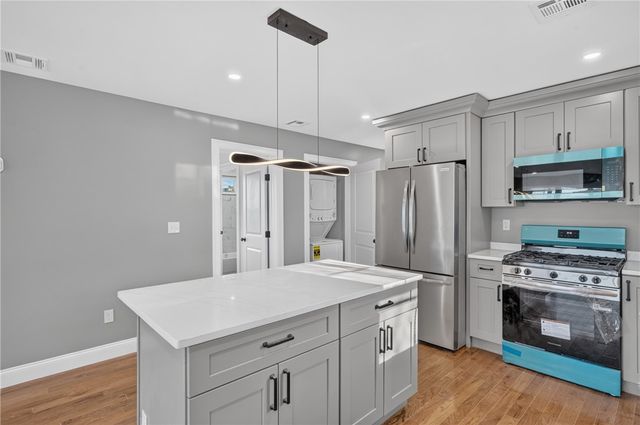126 Johnson Street, Providence, RI 02905