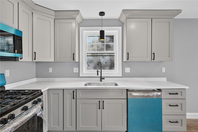 126 Johnson Street, Providence, RI 02905