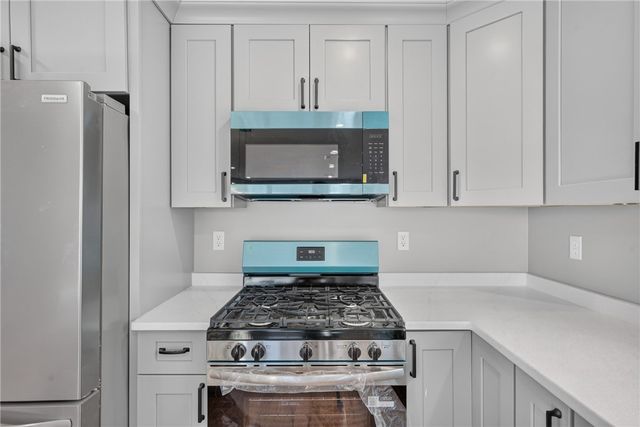 126 Johnson Street, Providence, RI 02905