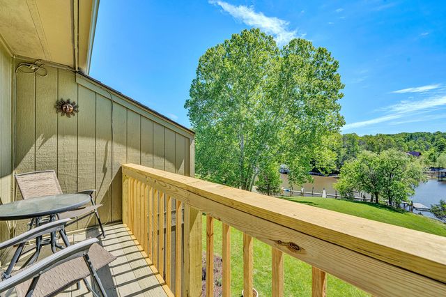501 Harbor Ridge DR, Goodview, VA 24095