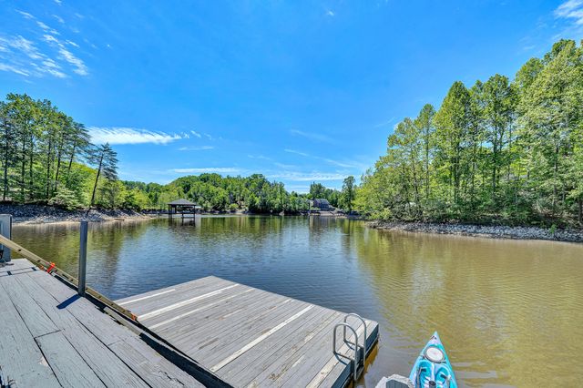 501 Harbor Ridge DR, Goodview, VA 24095