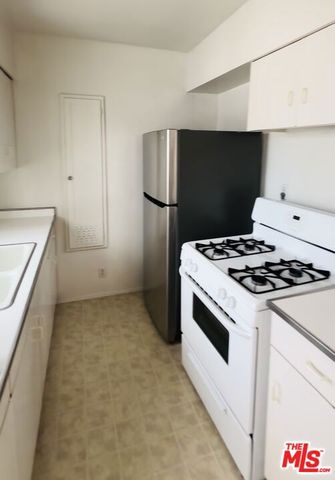 1815 Greenfield Avenue, Los Angeles, CA 90025