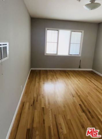 1815 Greenfield Avenue, Los Angeles, CA 90025