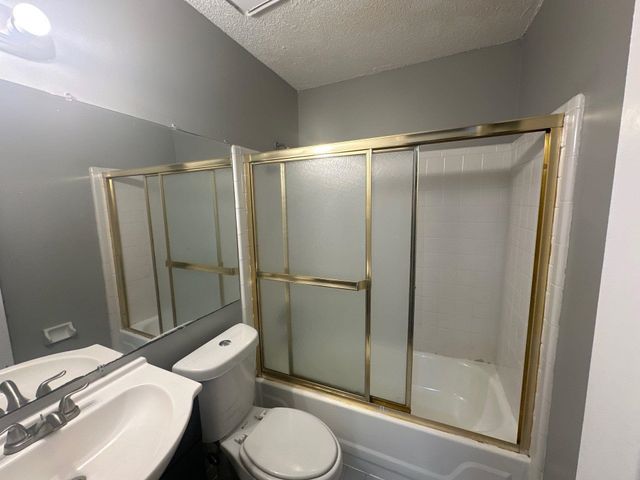 5162 WALTON LAKE DR, Memphis, TN 38118