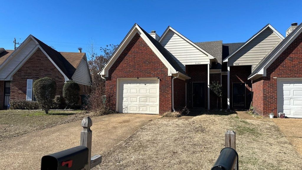 5162 WALTON LAKE DR, Memphis, TN 38118