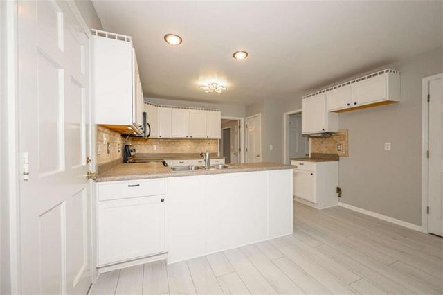 151 Lakeside NW Drive, Kennesaw, GA 30144