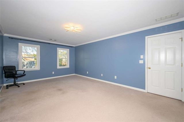 151 Lakeside NW Drive, Kennesaw, GA 30144