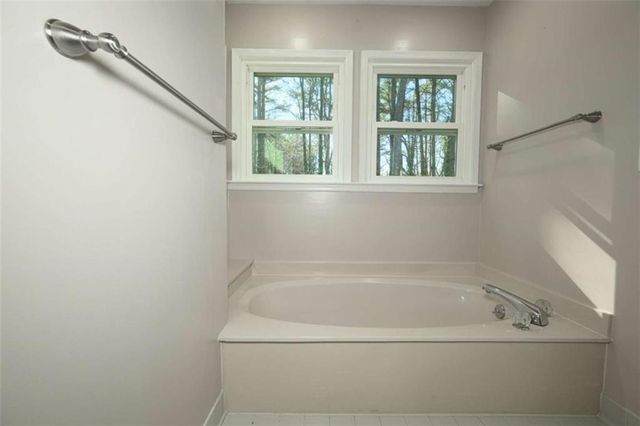 151 Lakeside NW Drive, Kennesaw, GA 30144