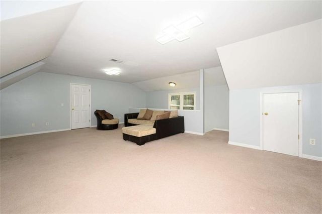 151 Lakeside NW Drive, Kennesaw, GA 30144