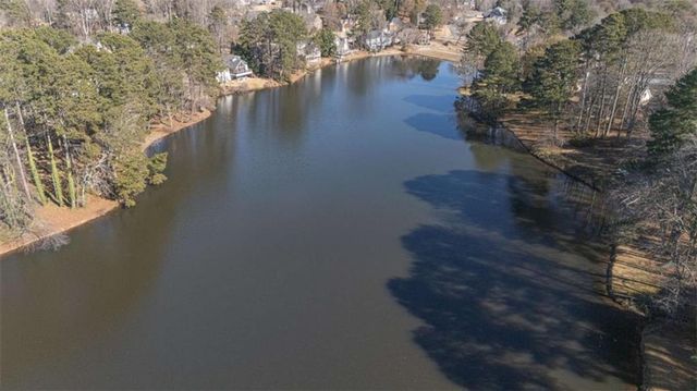 151 Lakeside NW Drive, Kennesaw, GA 30144