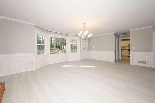 151 Lakeside NW Drive, Kennesaw, GA 30144