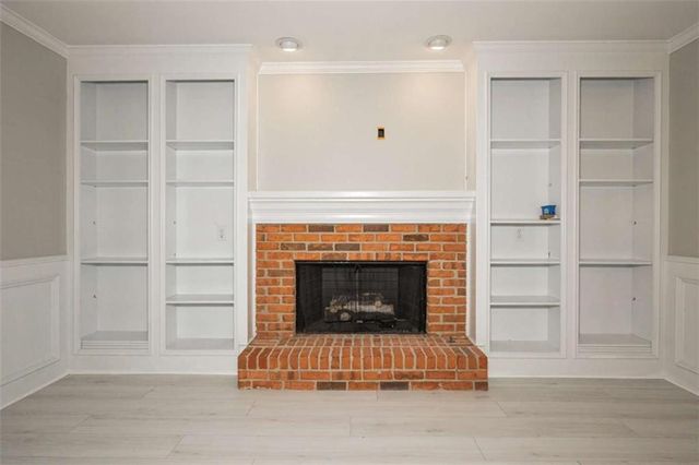 151 Lakeside NW Drive, Kennesaw, GA 30144