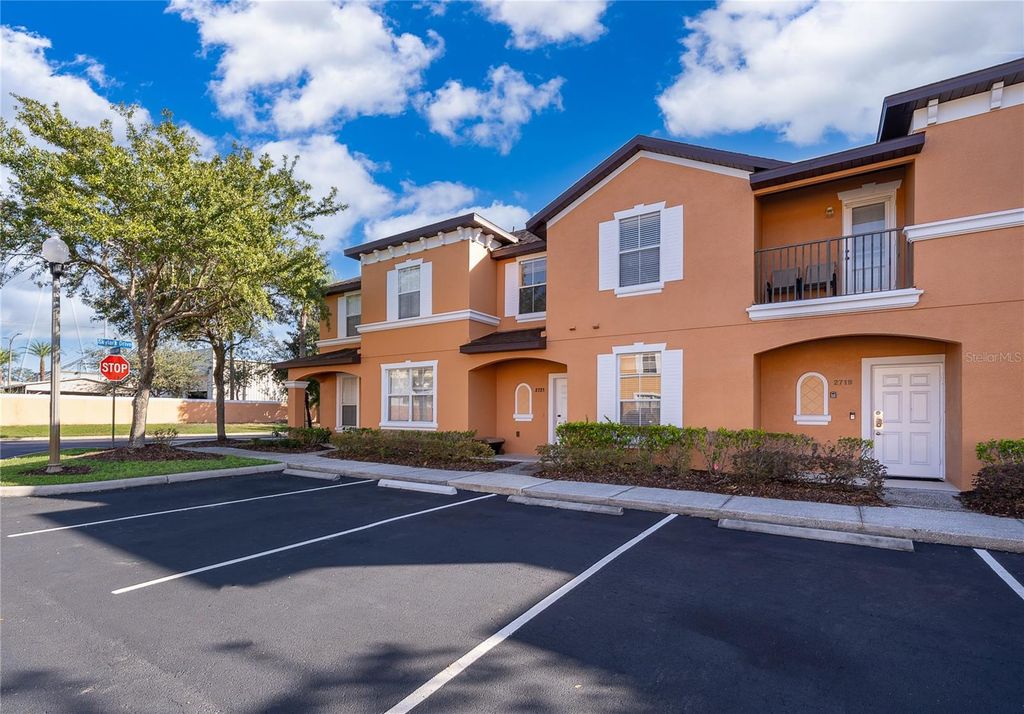 Image 2 of property listing at 2721 IMPALA LANE, Kissimmee, FL 34746