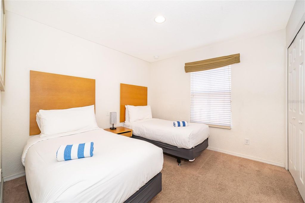 Image 16 of property listing at 2721 IMPALA LANE, Kissimmee, FL 34746