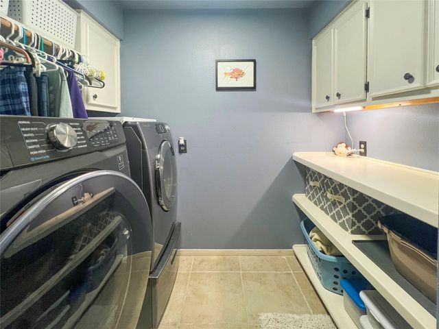 49 Colony Square, Angleton, TX 77515